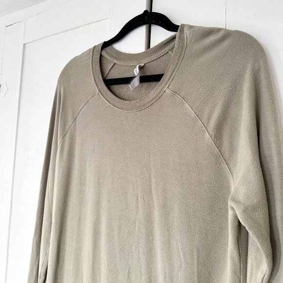 Athleta | Mindset Crewneck Sweatshirt in Shadow Olive Size Medium - Picture 5 of 6